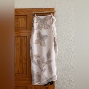 LC Lauren Conrad Metallic Accent Scarf Gray Floral